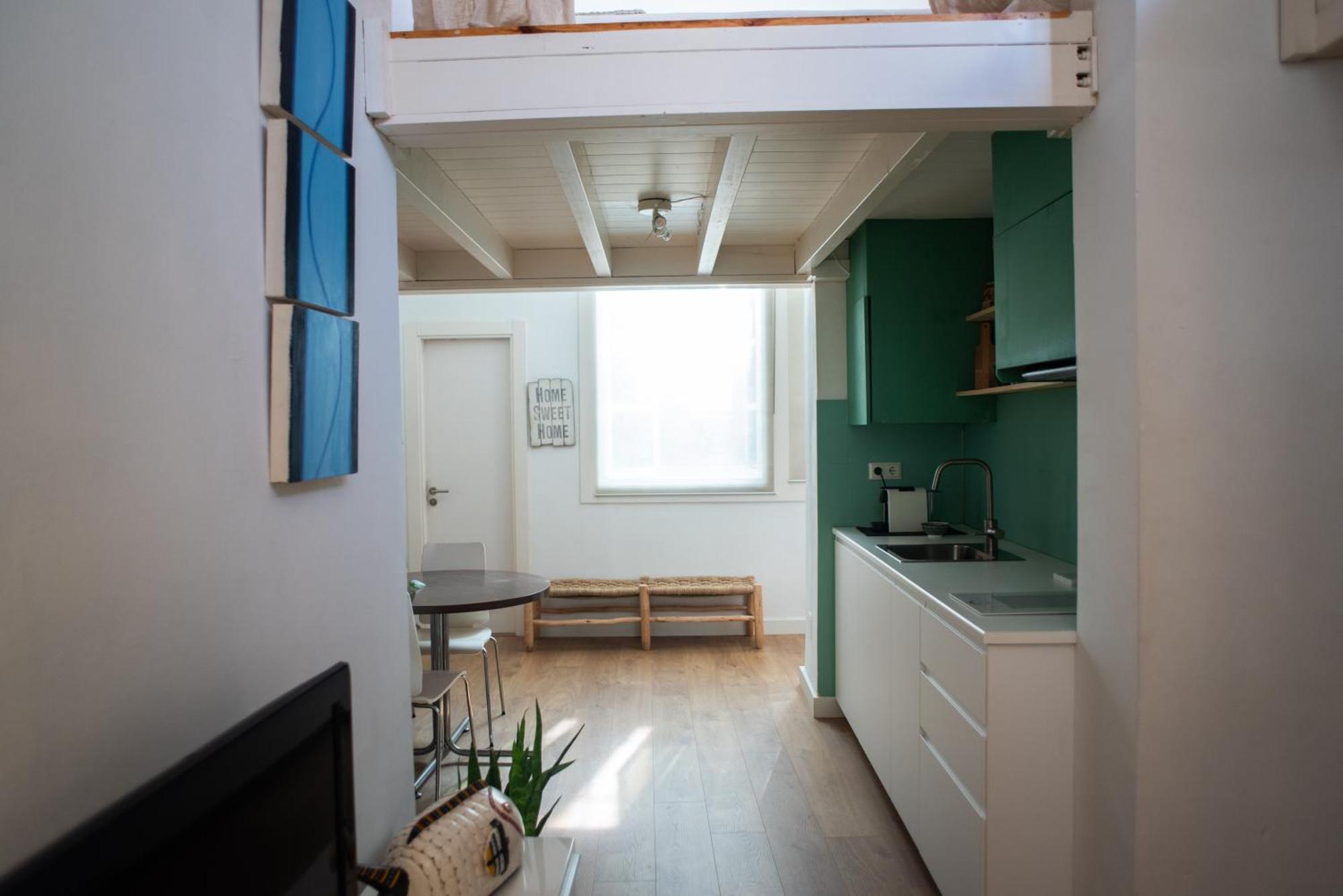 Cozy & Quiet Apartment In The Center Малага Екстер'єр фото